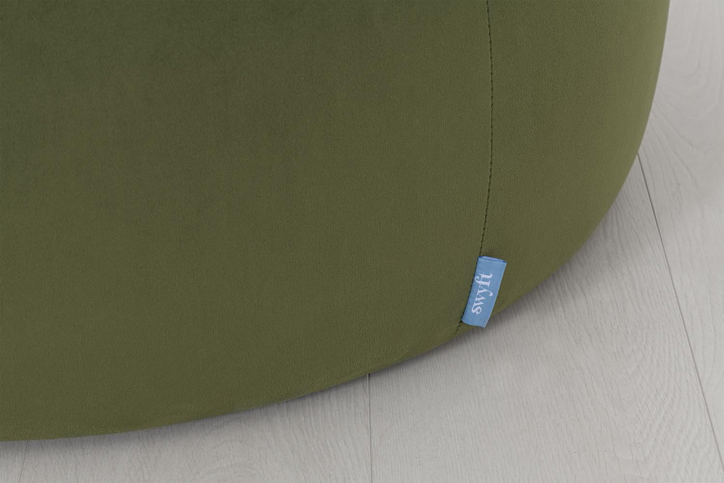 Polsterhocker 01