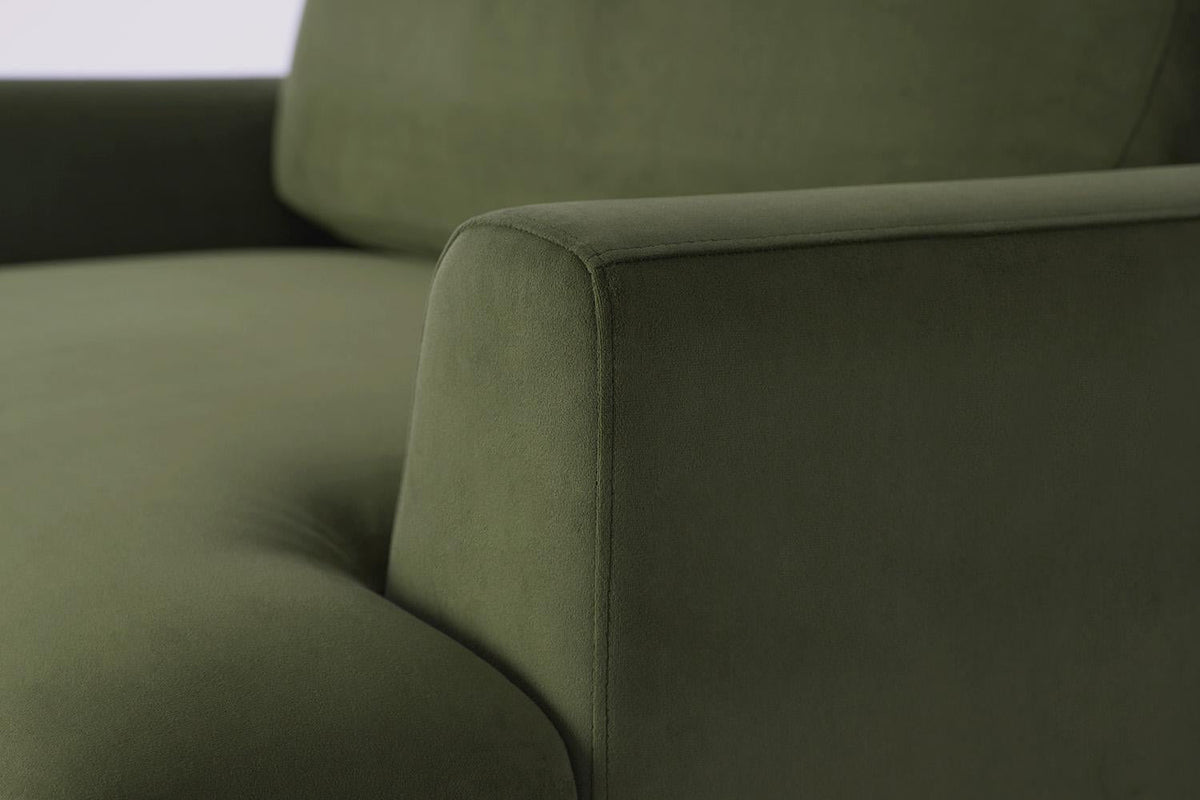 Model 05 Loveseat